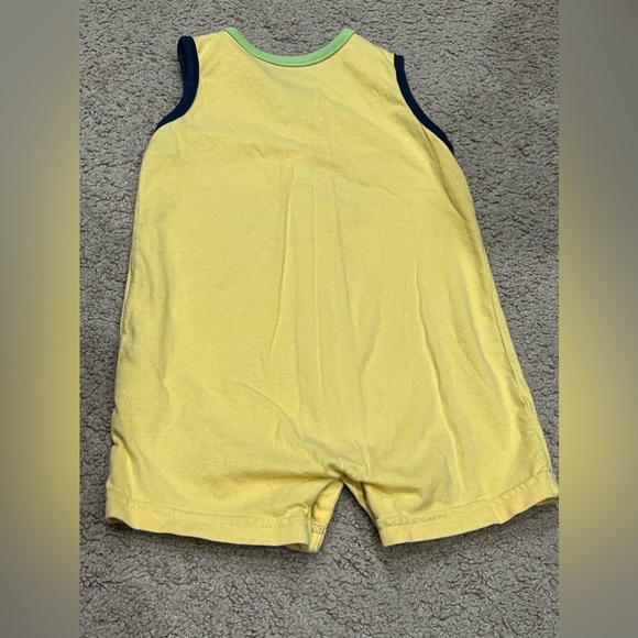 Carter’s Romper - Youth Size 3-6 Months - Picture 2 of 3